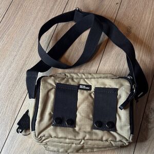 Derek Alexander  Black and Tan crossbody Bag